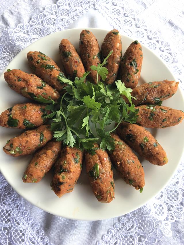 Bizim Evin Mercimek Köftesi Tarifi