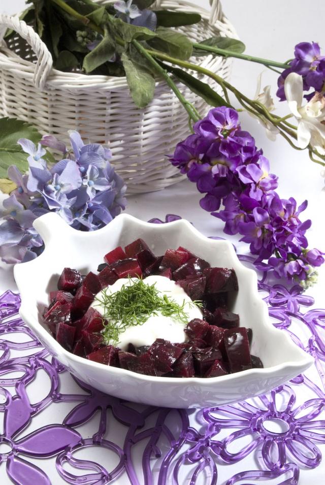 Ege Usulü Pancar Salatası Tarifi