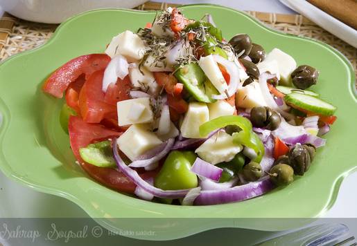 Klasik Grek Salatası Tarifi