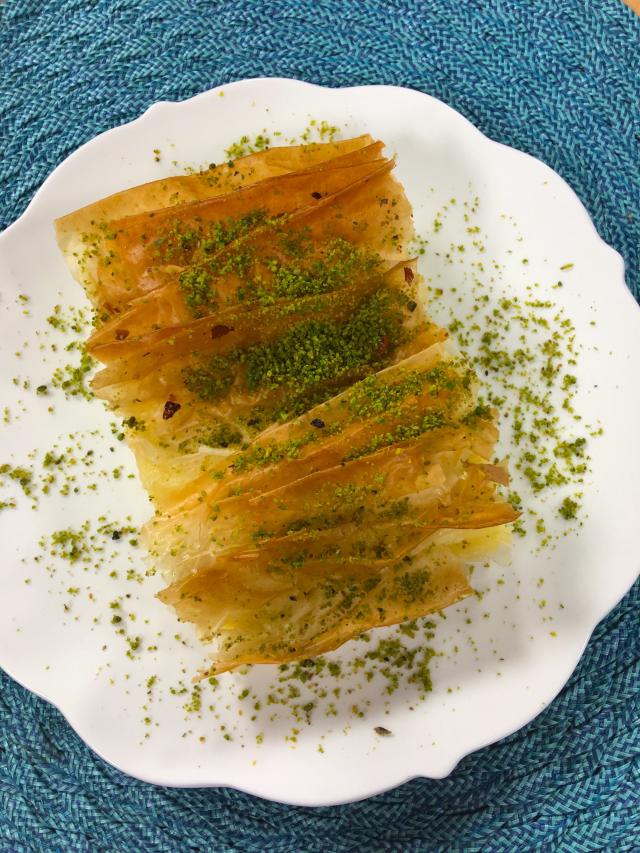 Laz Böreği-Krem Pita Tarifi 