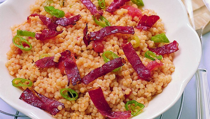 Pastırmalı Biberli Kuskus Tarifi