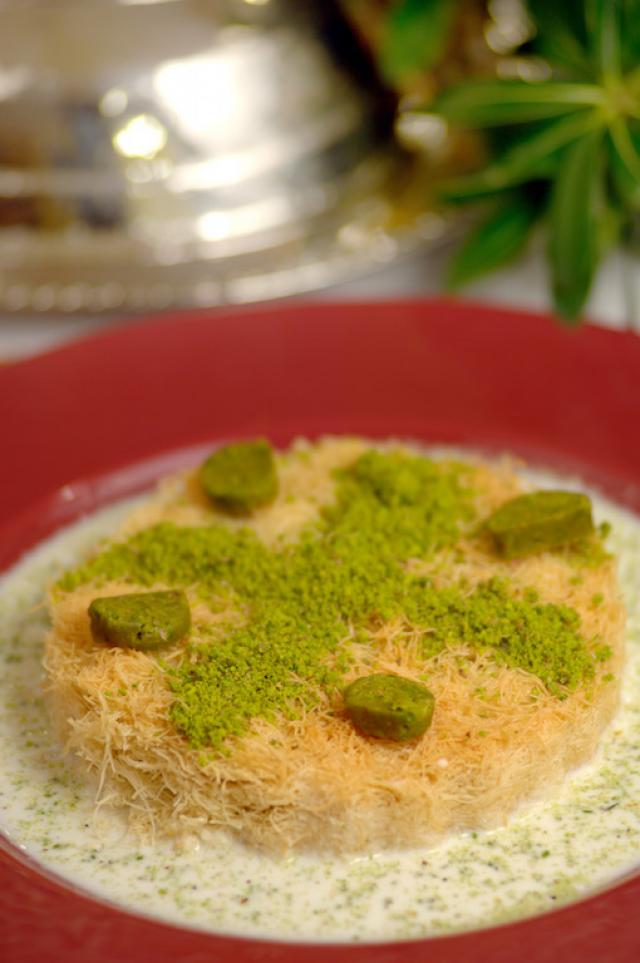 Sütlü Fıstıklı Kadayıf Tarifi